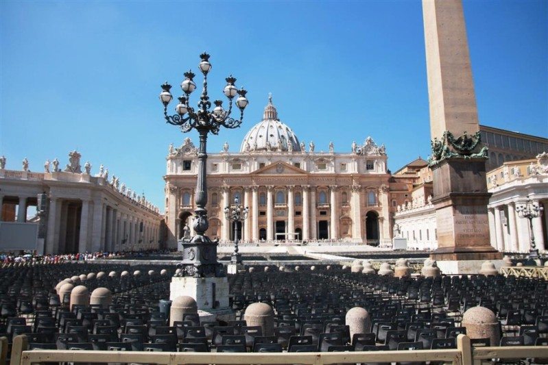 Kurztrip Rom: Die Sehenswürdigkeiten Petersplatz und Petersdom