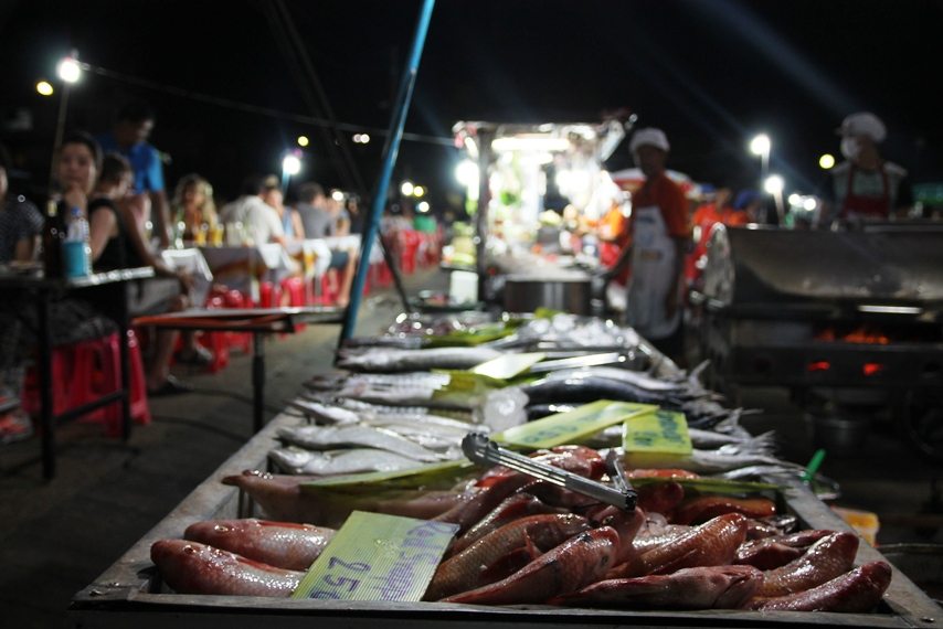Authentisches Erlebnis: Nachtmarkt von Krabi Town