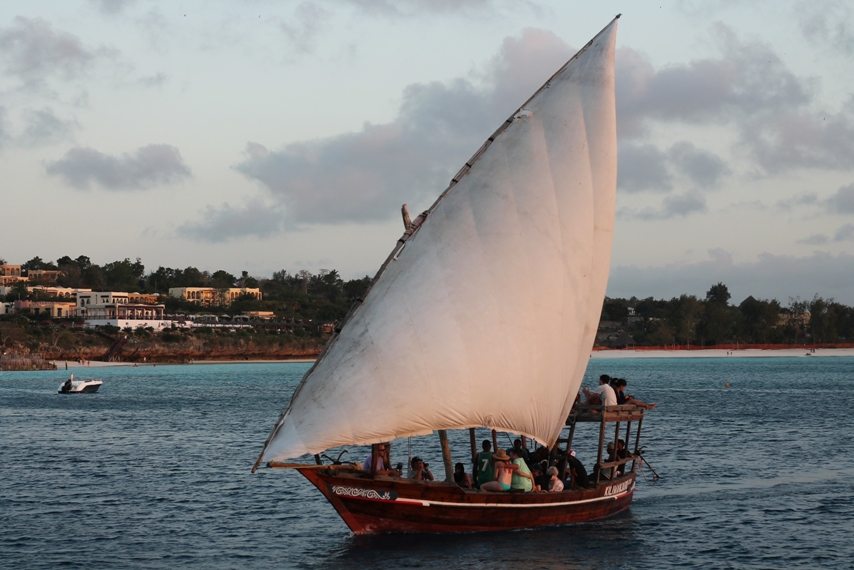 Ein Fischerboot in Nungwi auf Sansibar