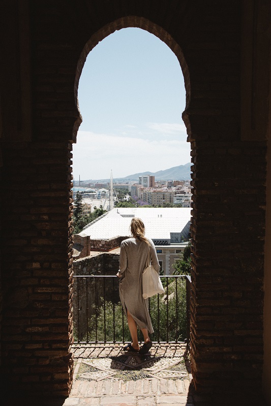 Malaga was kann man machen Sehenswürdigkeiten anschauen und Ausblick genießen von Alcazaba