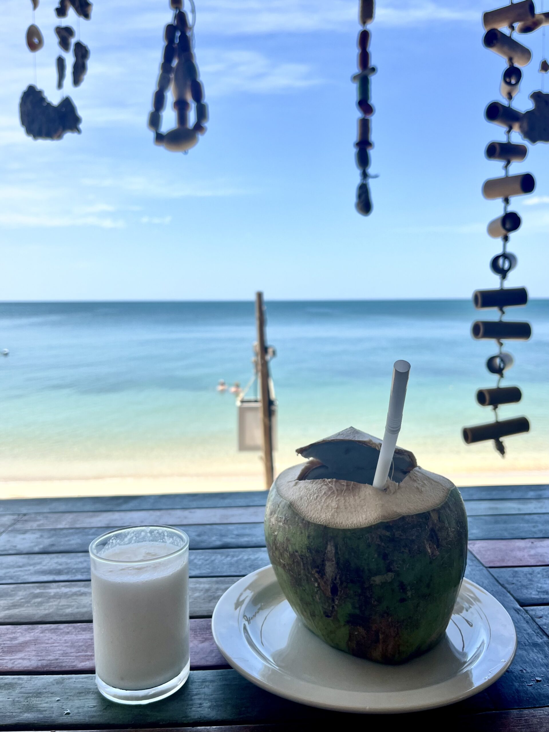 Kokosshake am Coco Lanta Eco Resort - Hotelempfehlung für Koh Lanta