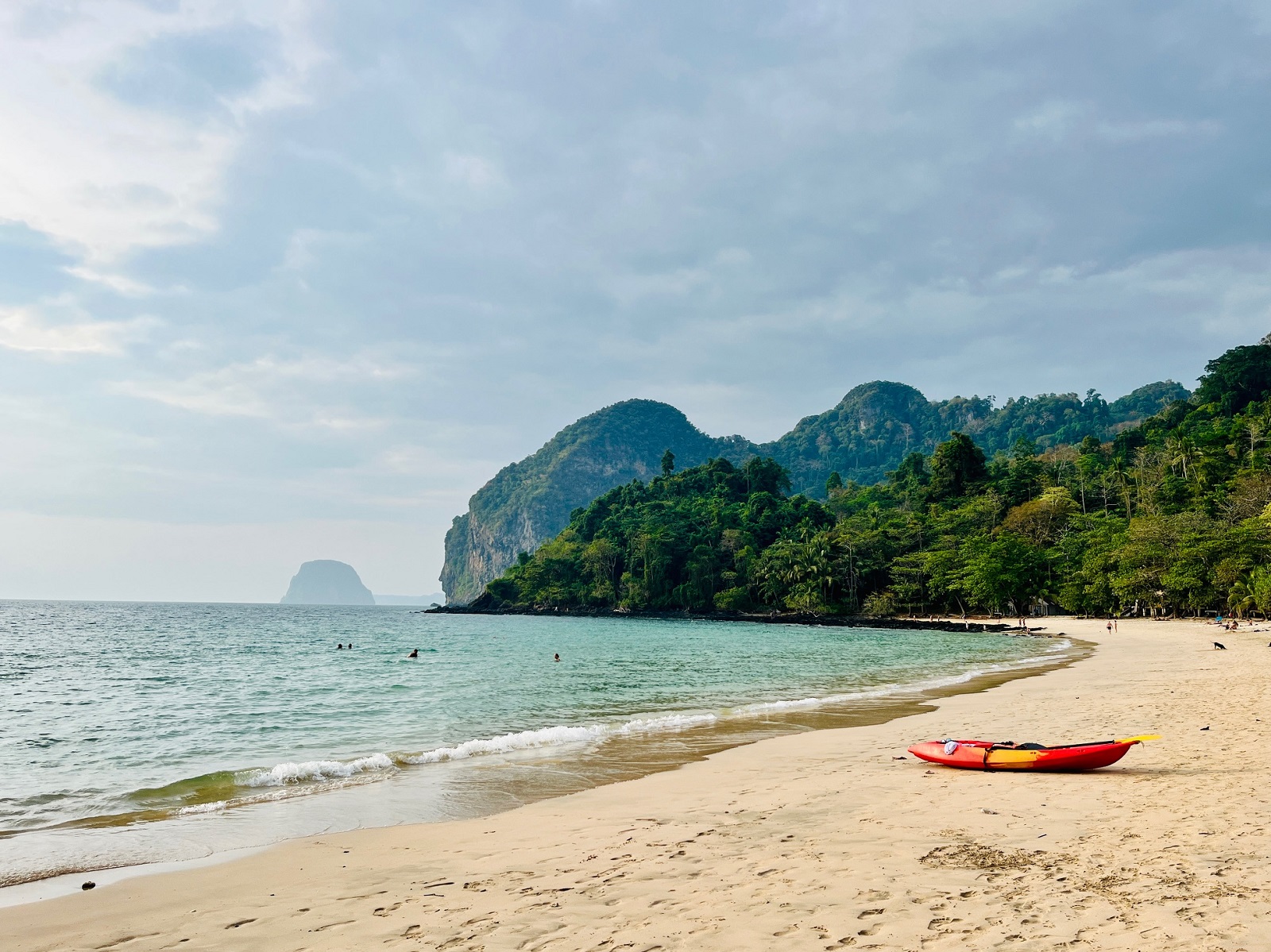 Charlie Beach Koh Mook