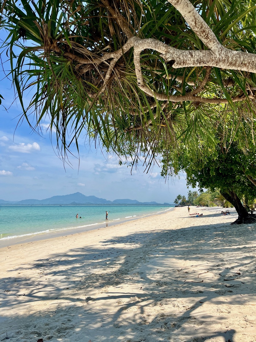 Schönster Strand auf Koh Mook direkt am Pier